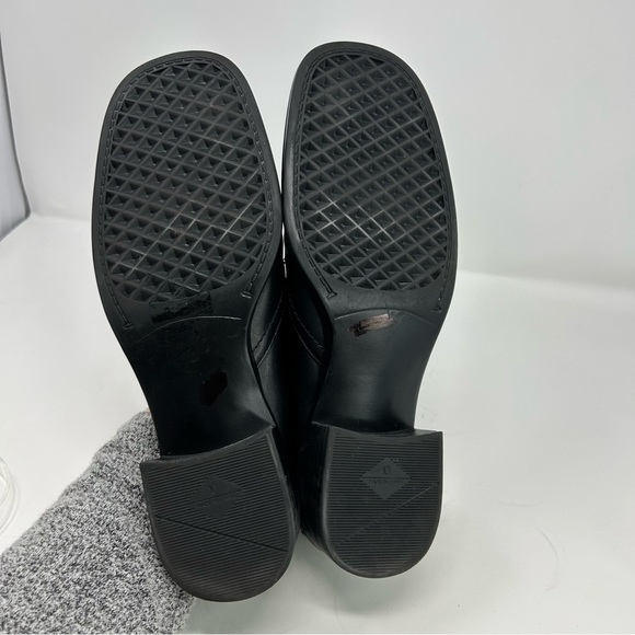 Aerosoles Women's Classic Black Leather Slip-On Heeled Loafers Size 10 Wide - Picture 10 of 14